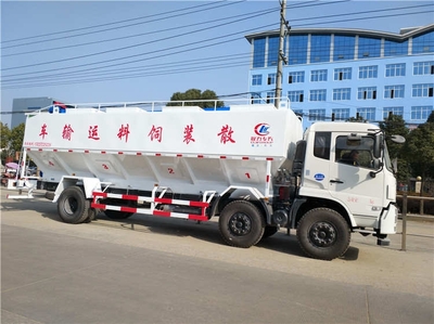 张家界市15吨散装饲料车图片与价格全解析