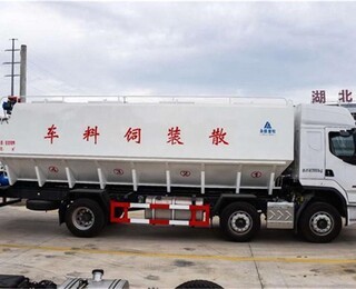 怀化饲料运输车 东风装卸车与散装饲料车的应用与优势